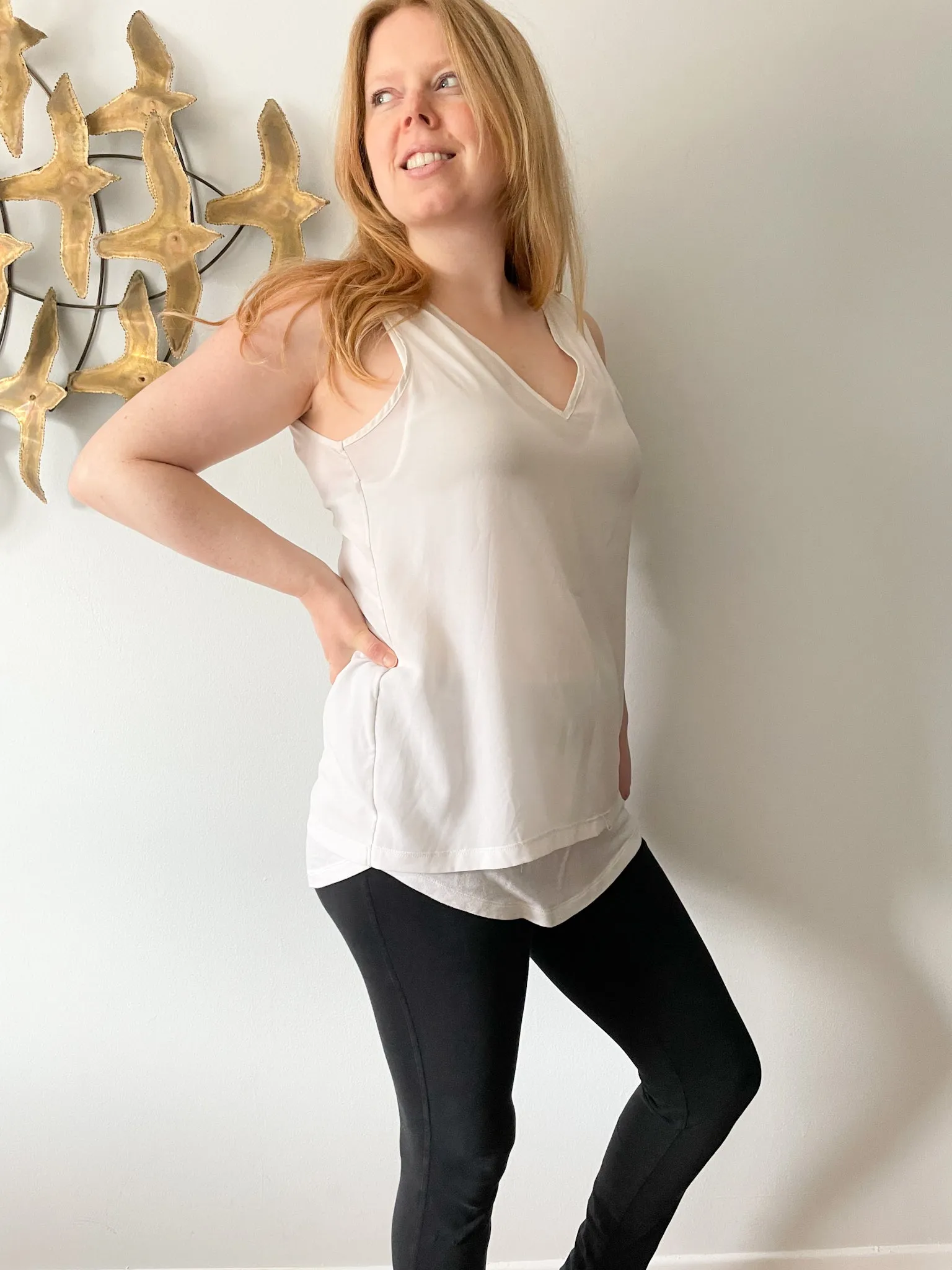Banana Republic White V-Neck Cutout Tunic Top - Medium