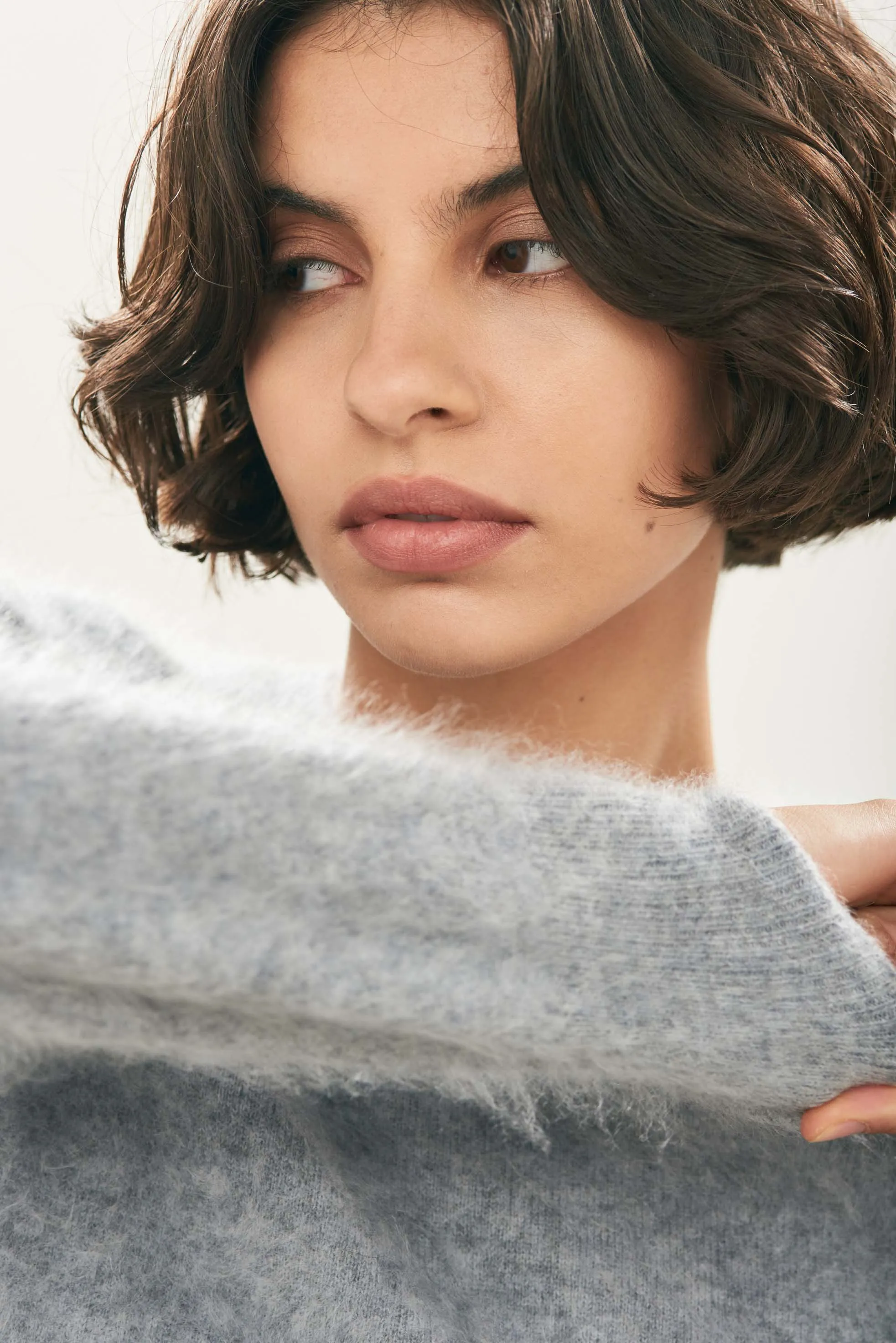 Cashmere Brushed Crew in Mid Grey