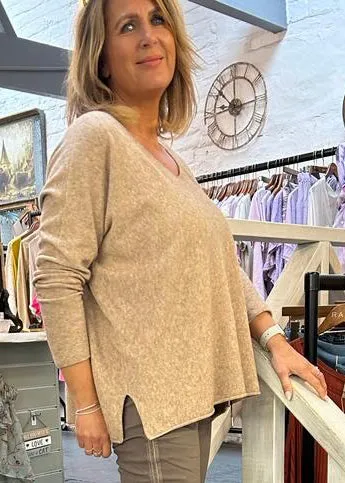 Cashmere Mix V Neck Knit in Neutrals & Browns