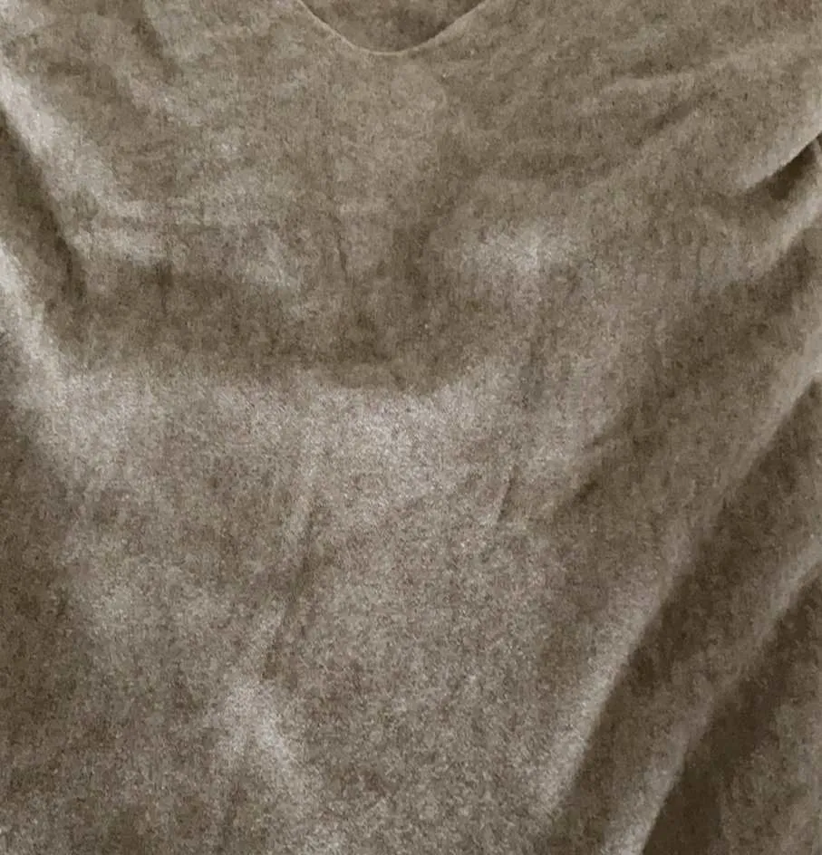 Cashmere Mix V Neck Knit in Neutrals & Browns
