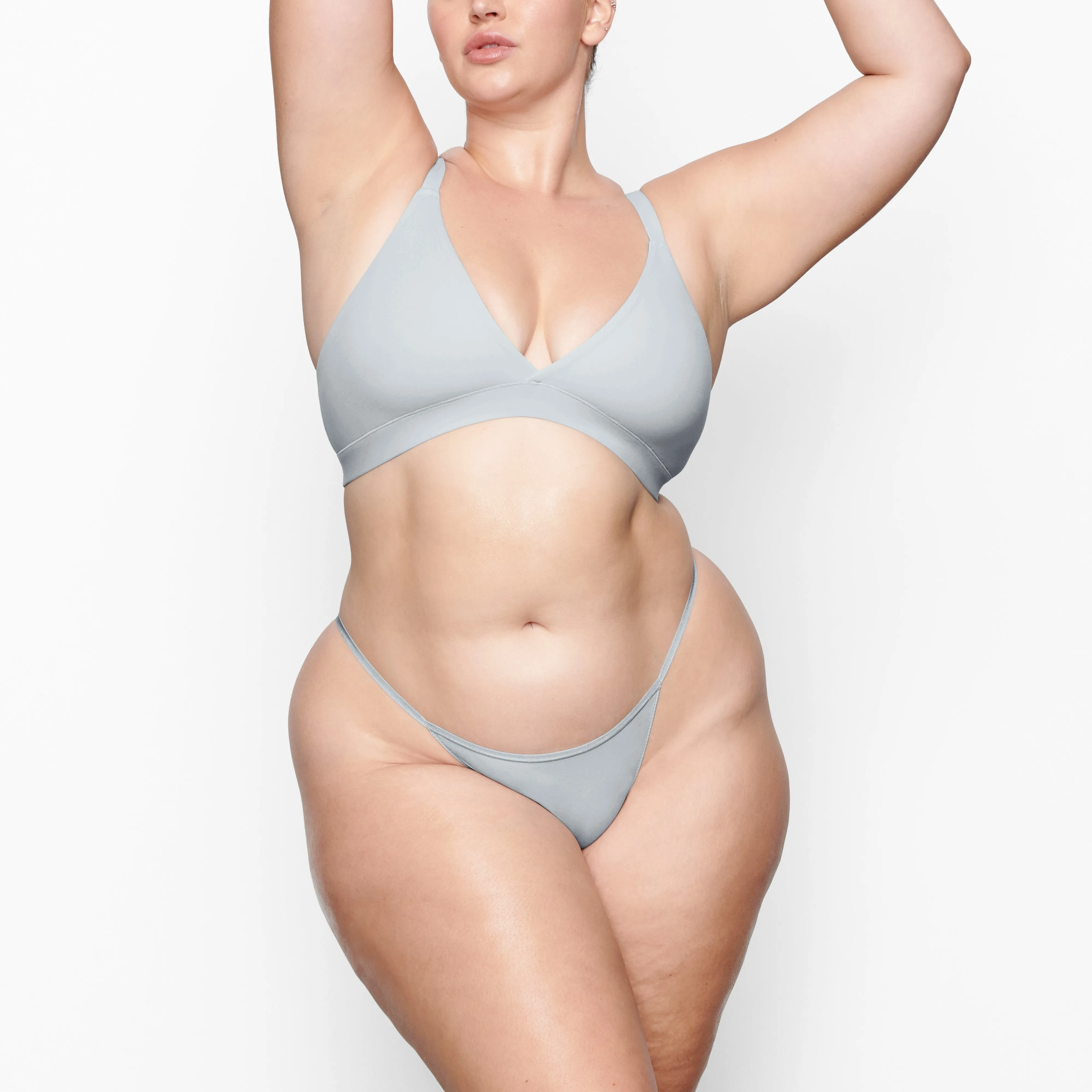 FITS EVERYBODY CHEEKY STRING BIKINI | SKY