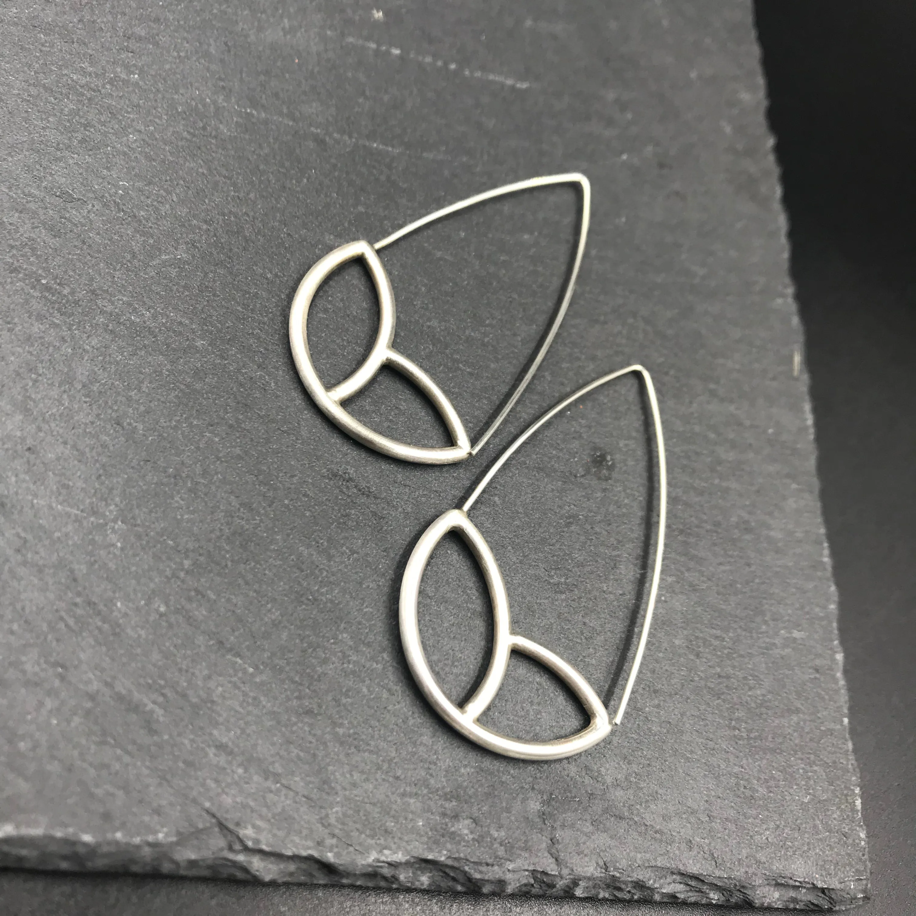 Laurel Hoops