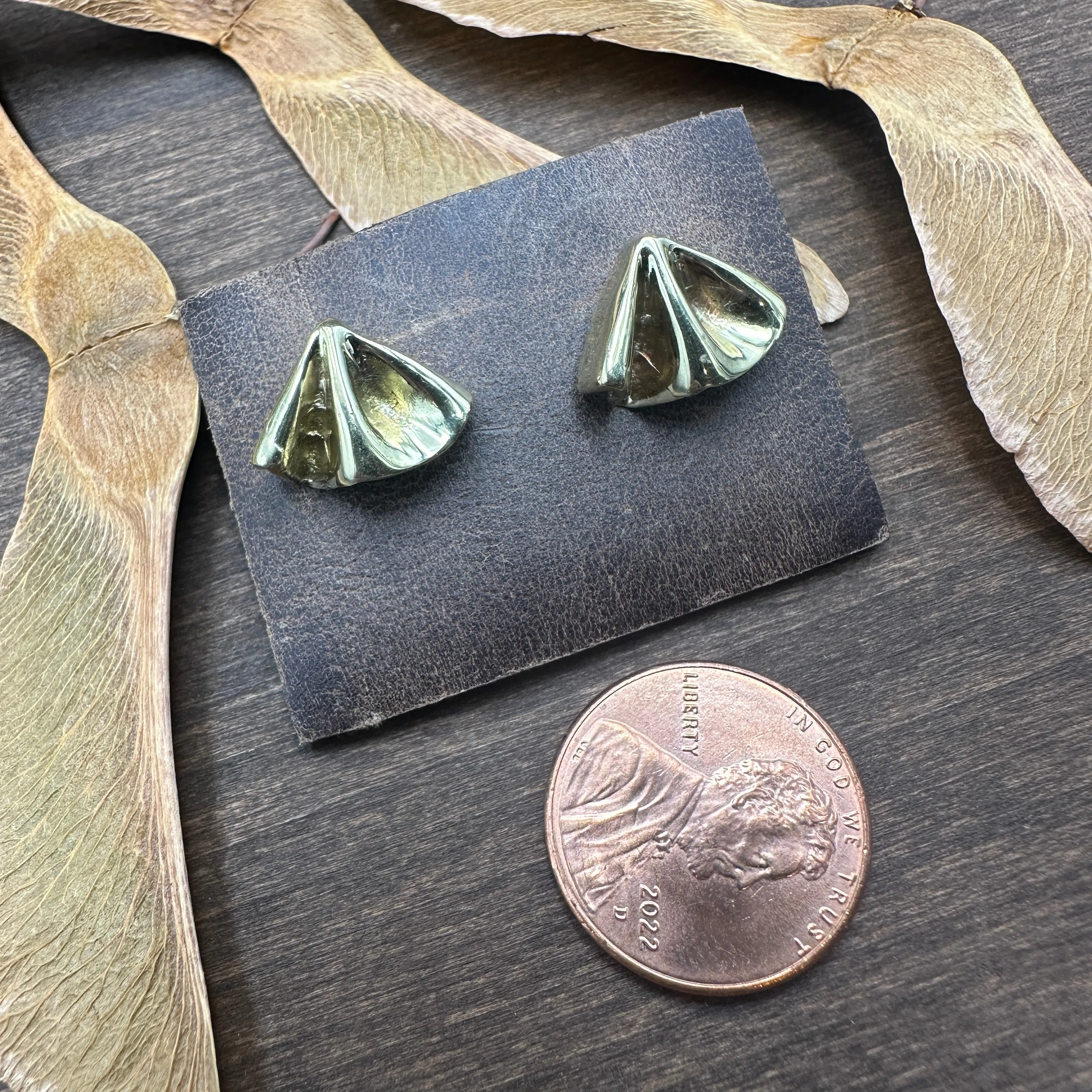 Lena Studs: Brass